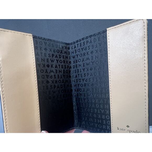 Kate Spade Grove Street Adi Card Wallet Passport Holder Set Black Cream Leather - Picture 10 of 11